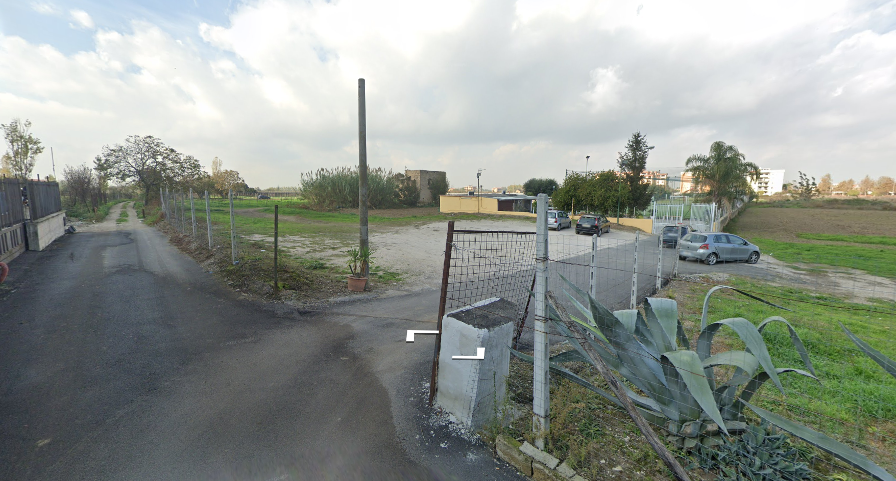 Parco abitato ma tranquillo - Giugliano in Campania